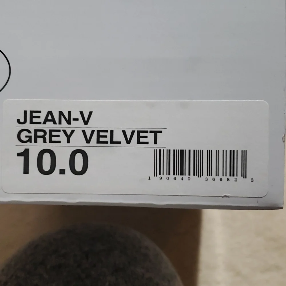 Shoes - Picture 6 of 6